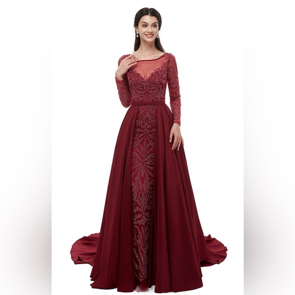 Elegant Burgundy Evening Gown - Picture 2 of 7